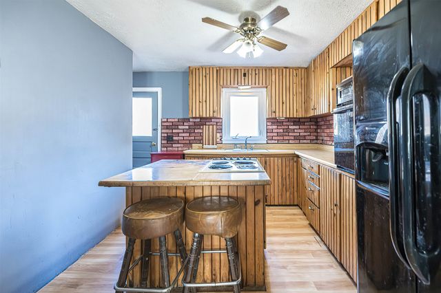 417 PARKSIDE Drive, Erie, PA 16511