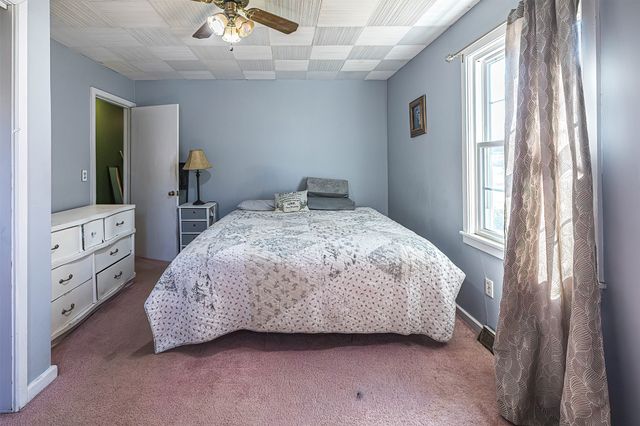 417 PARKSIDE Drive, Erie, PA 16511