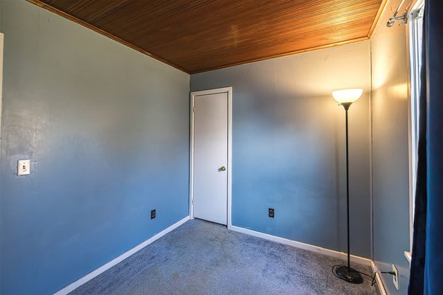 417 PARKSIDE Drive, Erie, PA 16511