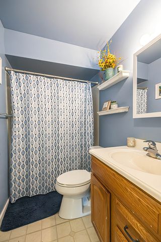 417 PARKSIDE Drive, Erie, PA 16511