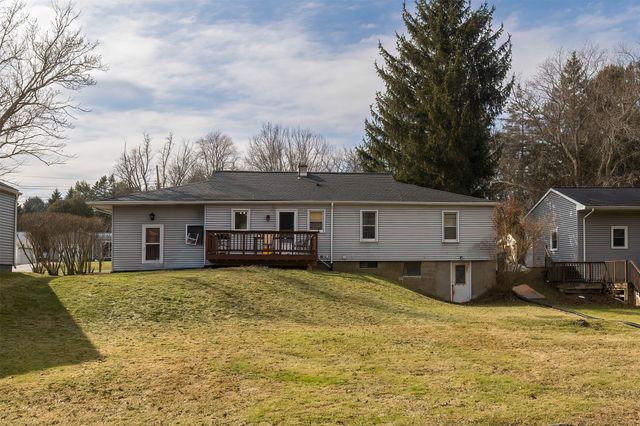 417 PARKSIDE Drive, Erie, PA 16511