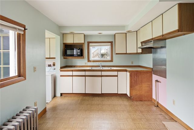 62 Leading Street, Johnston, RI 02919