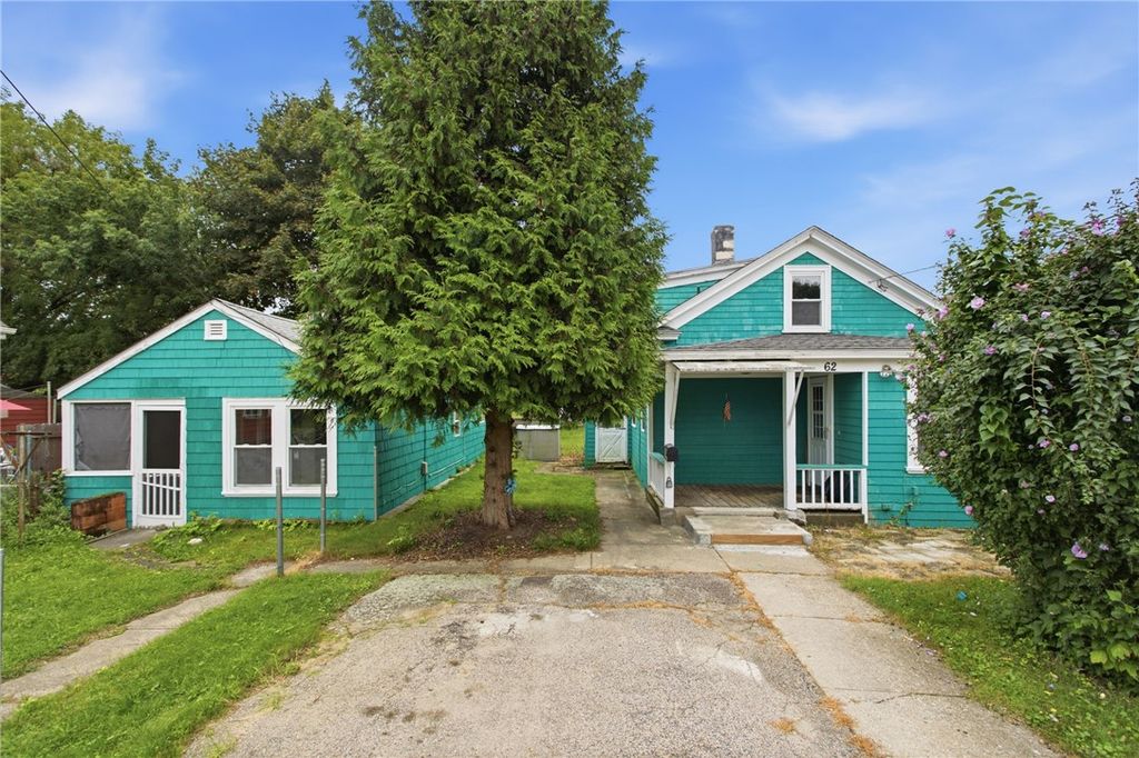 62 Leading Street, Johnston, RI 02919