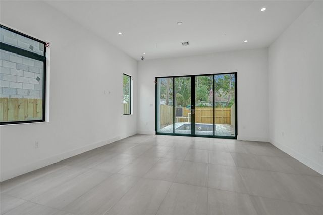 606 SW 7TH Avenue, Fort Lauderdale, FL 33315