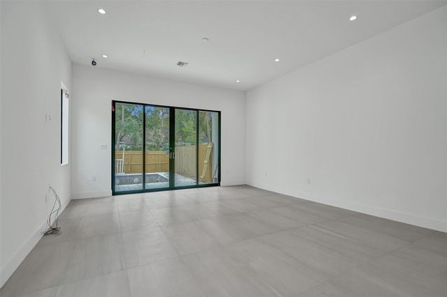 606 SW 7TH Avenue, Fort Lauderdale, FL 33315