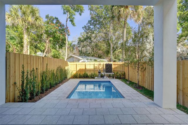 606 SW 7TH Avenue, Fort Lauderdale, FL 33315