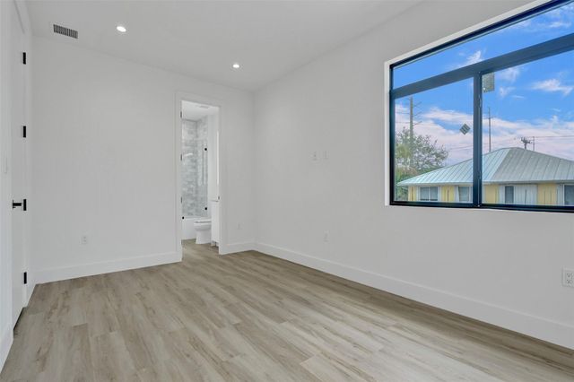 606 SW 7TH Avenue, Fort Lauderdale, FL 33315