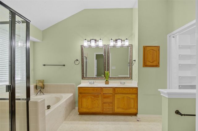 2726 Crosslands Drive, Garland, TX 75040