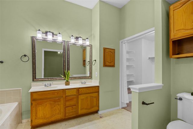 2726 Crosslands Drive, Garland, TX 75040