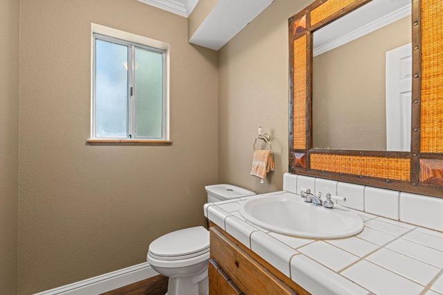 5768 Lupin Ln, Pollock Pines, CA 95726