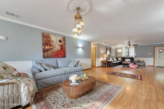 600 Vine Circle, Bay Saint Louis, MS 39520