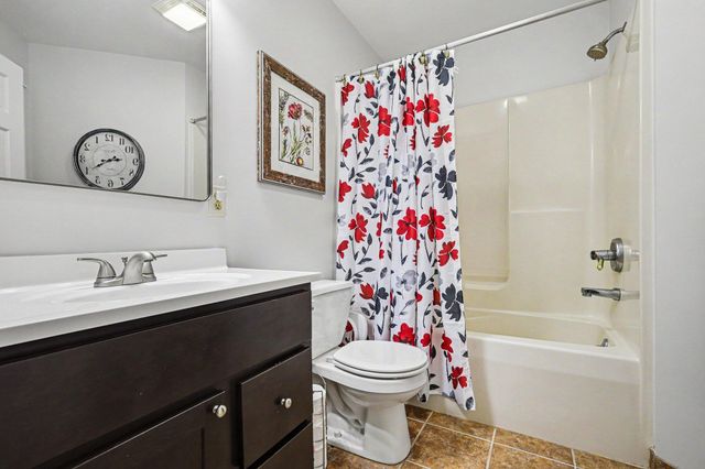 2030 137th Avenue, Dorr, MI 49323
