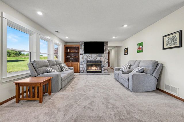2030 137th Avenue, Dorr, MI 49323