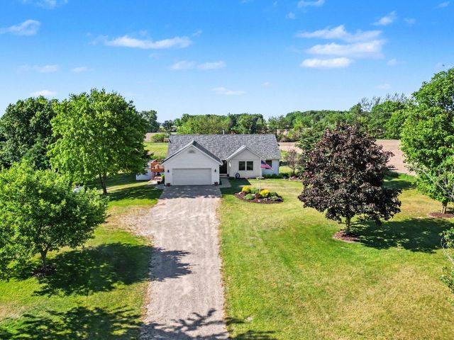 2030 137th Avenue, Dorr, MI 49323