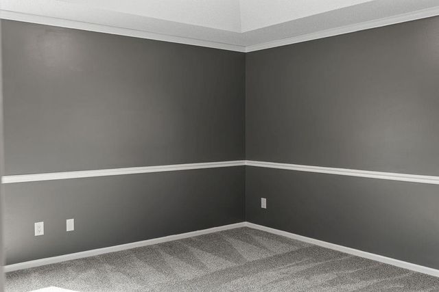 19115 E Roxsbury Lane, Independence, MO 64058