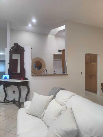 115 Ramblewood Circle, Royal Palm Beach, FL 33411