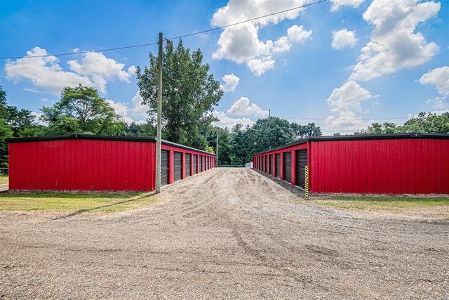 61049 Lewis Lake Road, Vandalia, MI 49095