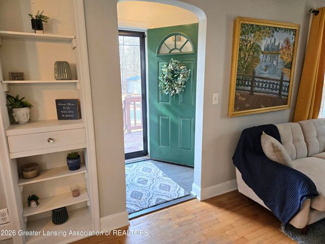 555 Tisdale Avenue, Lansing, MI 48910