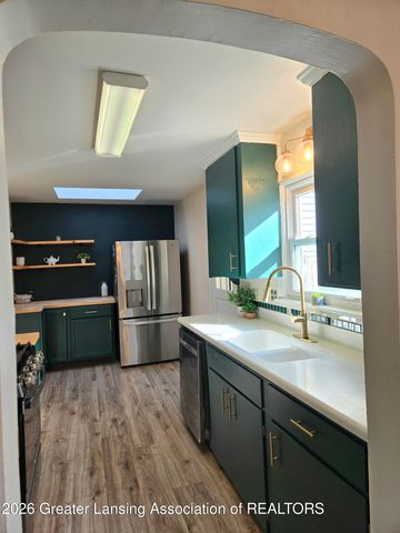 555 Tisdale Avenue, Lansing, MI 48910