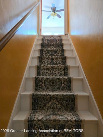 555 Tisdale Avenue, Lansing, MI 48910