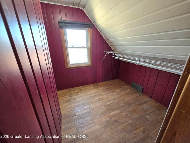 555 Tisdale Avenue, Lansing, MI 48910