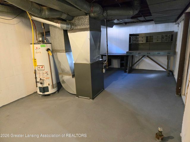 555 Tisdale Avenue, Lansing, MI 48910