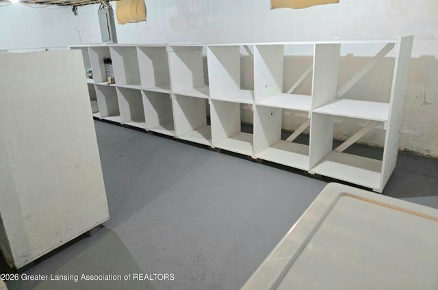 555 Tisdale Avenue, Lansing, MI 48910