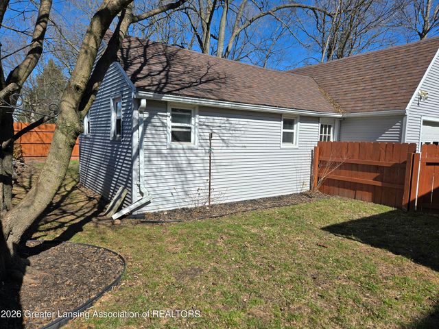 555 Tisdale Avenue, Lansing, MI 48910