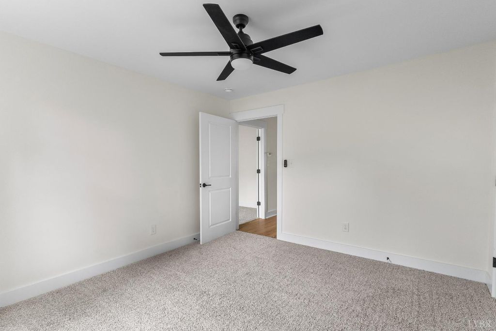 Image 41 of property listing at 1217 Snowfield Cir, Lynchburg, VA 24503