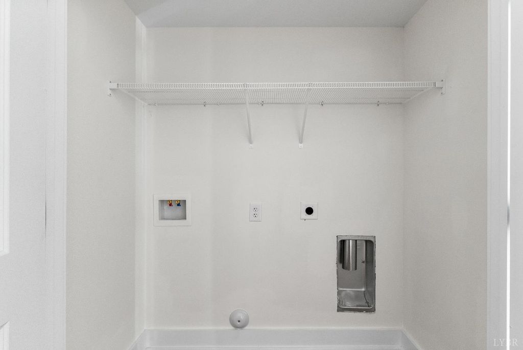 Image 53 of property listing at 1217 Snowfield Cir, Lynchburg, VA 24503