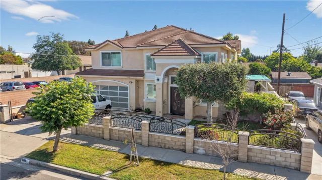646 S Courson Drive, Anaheim, CA 92804
