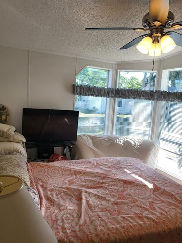 2555 PGA Blvd, Palm Beach Gardens, FL 33410