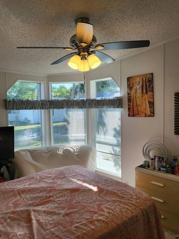 2555 PGA Blvd, Palm Beach Gardens, FL 33410