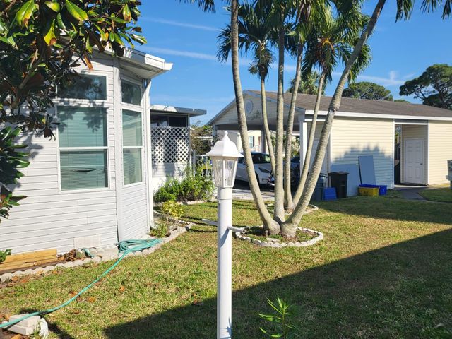 2555 PGA Blvd, Palm Beach Gardens, FL 33410