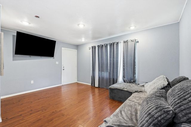 1307 Stone Drive, Irving, TX 75061
