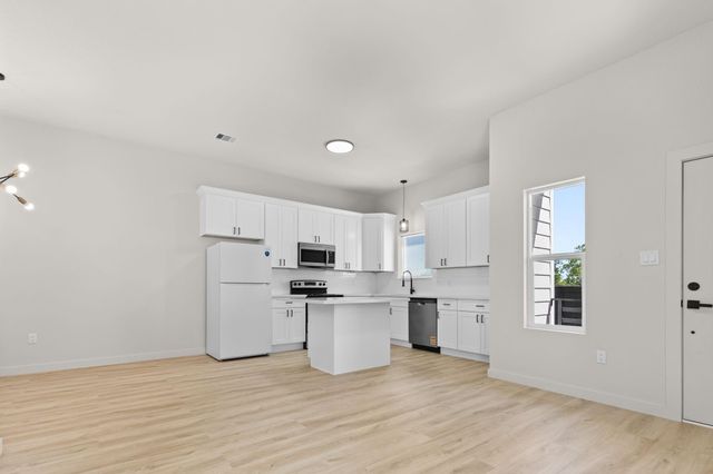 9711 Cargill Street A, Houston, TX 77029