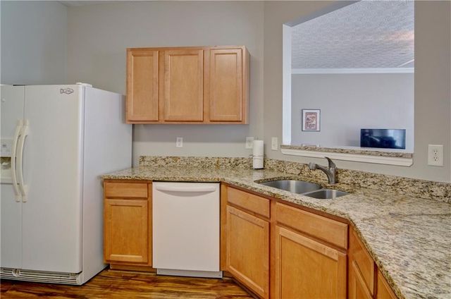 3911 Abernathy Farm Way, Acworth, GA 30101