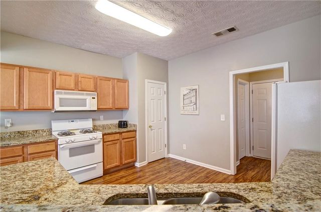 3911 Abernathy Farm Way, Acworth, GA 30101