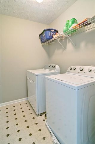 3911 Abernathy Farm Way, Acworth, GA 30101