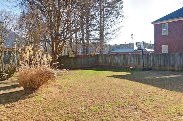 3911 Abernathy Farm Way, Acworth, GA 30101