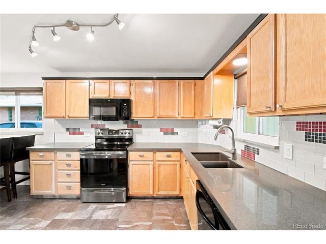 35 Holly St, Denver, CO 80220