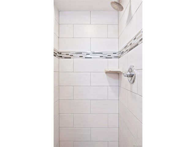 35 Holly St, Denver, CO 80220
