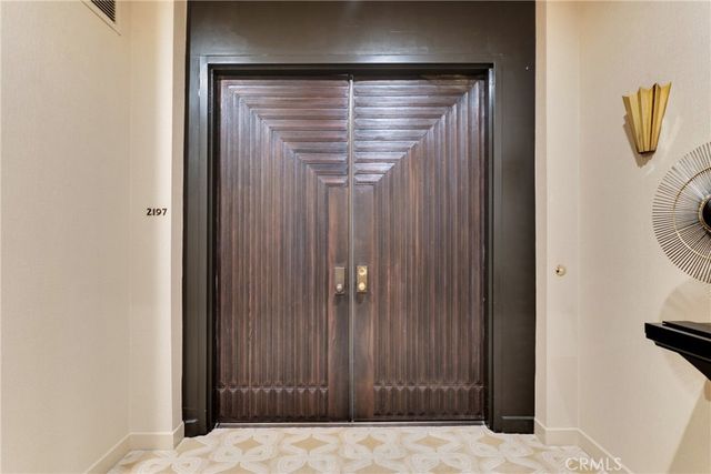 2197 Century Hill, Los Angeles, CA 90067