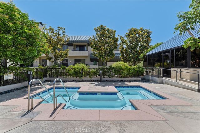 2197 Century Hill, Los Angeles, CA 90067