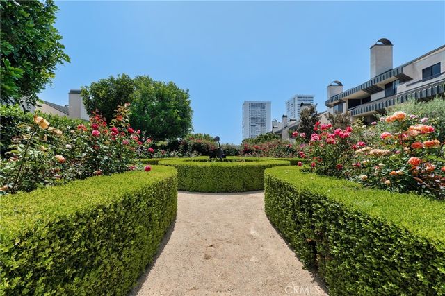 2197 Century Hill, Los Angeles, CA 90067