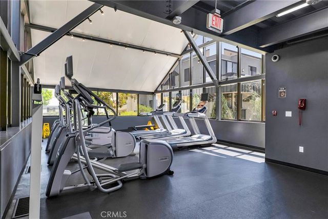 2197 Century Hill, Los Angeles, CA 90067
