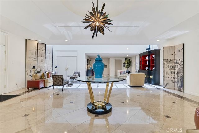 2197 Century Hill, Los Angeles, CA 90067