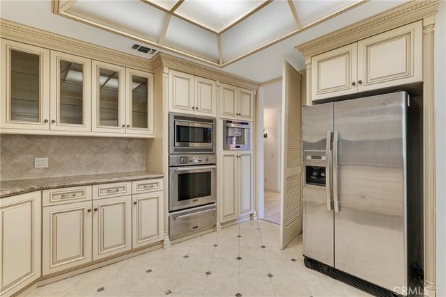 2197 Century Hill, Los Angeles, CA 90067