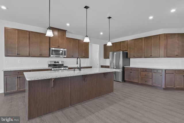 1809 SHANNON DRIVE SOUTH, Greencastle, PA 17225