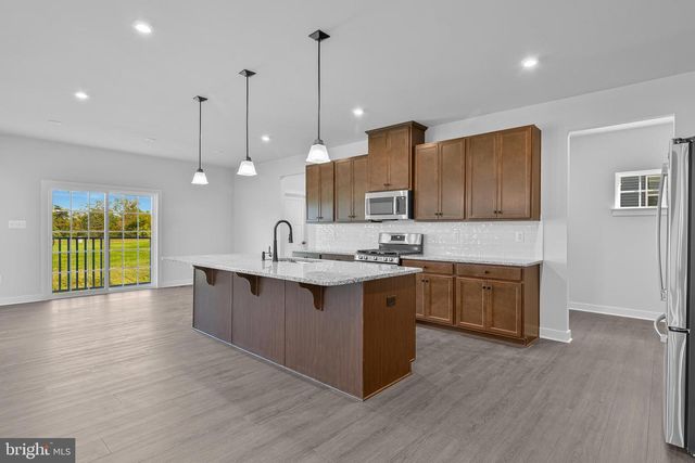 1809 SHANNON DRIVE SOUTH, Greencastle, PA 17225